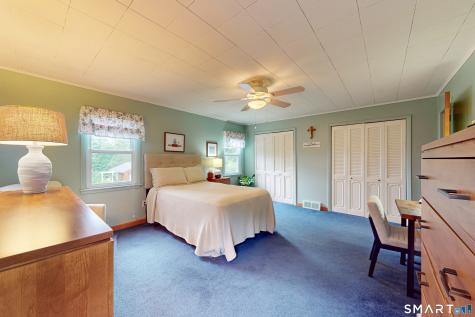 4 Kearn Road New Fairfield CT 06812