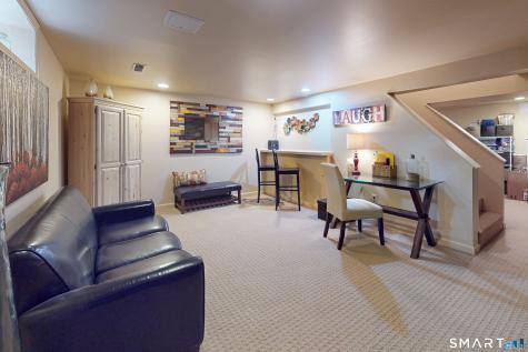 4 Kearn Road New Fairfield CT 06812