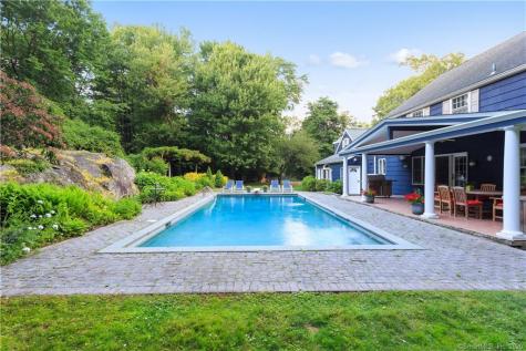 33 Hilltop Road Norwalk CT 06854