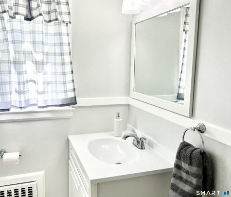 729 Lovely Street Avon CT 06001