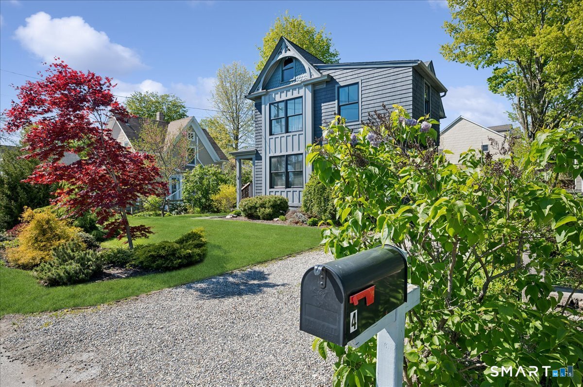 4 Davenport Avenue Westport CT 06880
