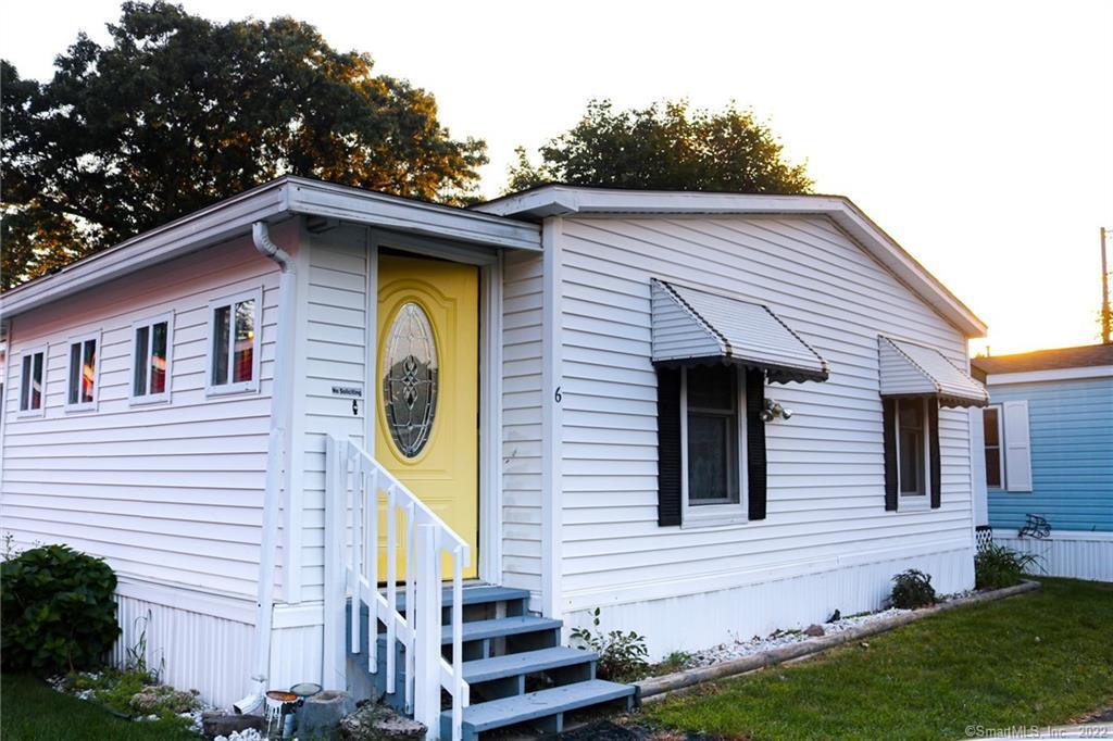 6 Western Sands Wallingford CT 06492