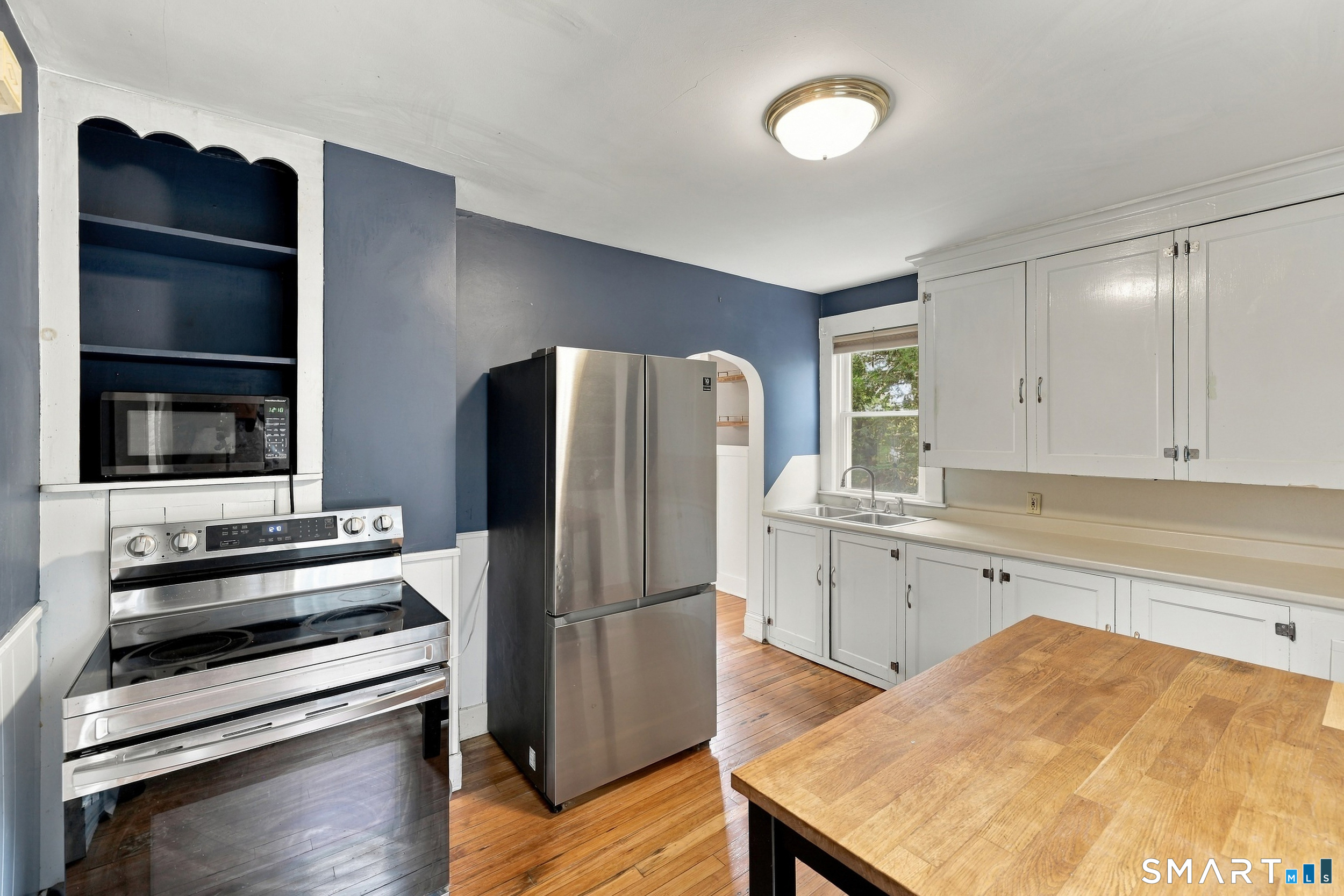 6 Johnson Street Middletown CT 06457