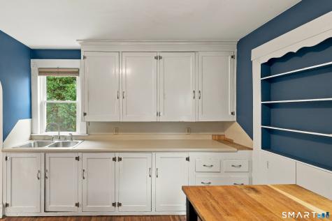 6 Johnson Street Middletown CT 06457