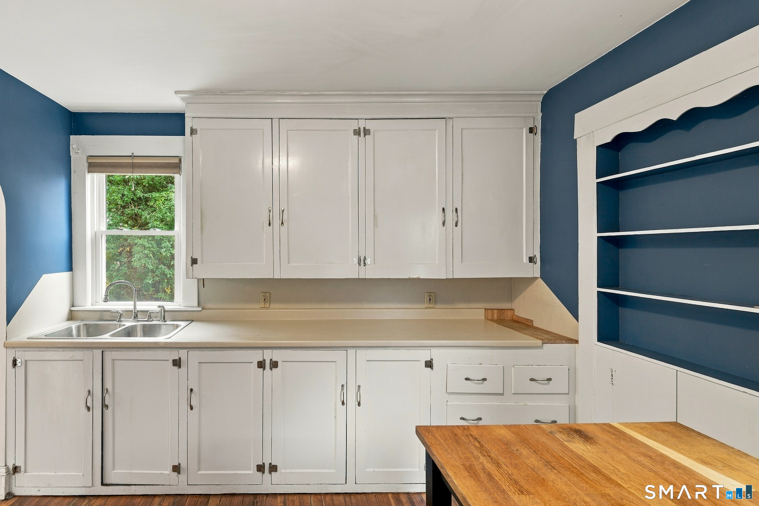 6 Johnson Street Middletown CT 06457