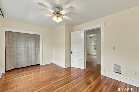 6 Johnson Street Middletown CT 06457