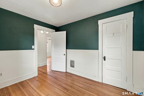 6 Johnson Street Middletown CT 06457