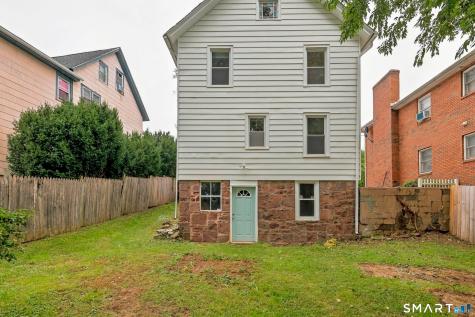 6 Johnson Street Middletown CT 06457