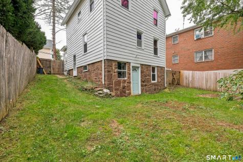 6 Johnson Street Middletown CT 06457