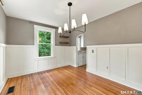 6 Johnson Street Middletown CT 06457