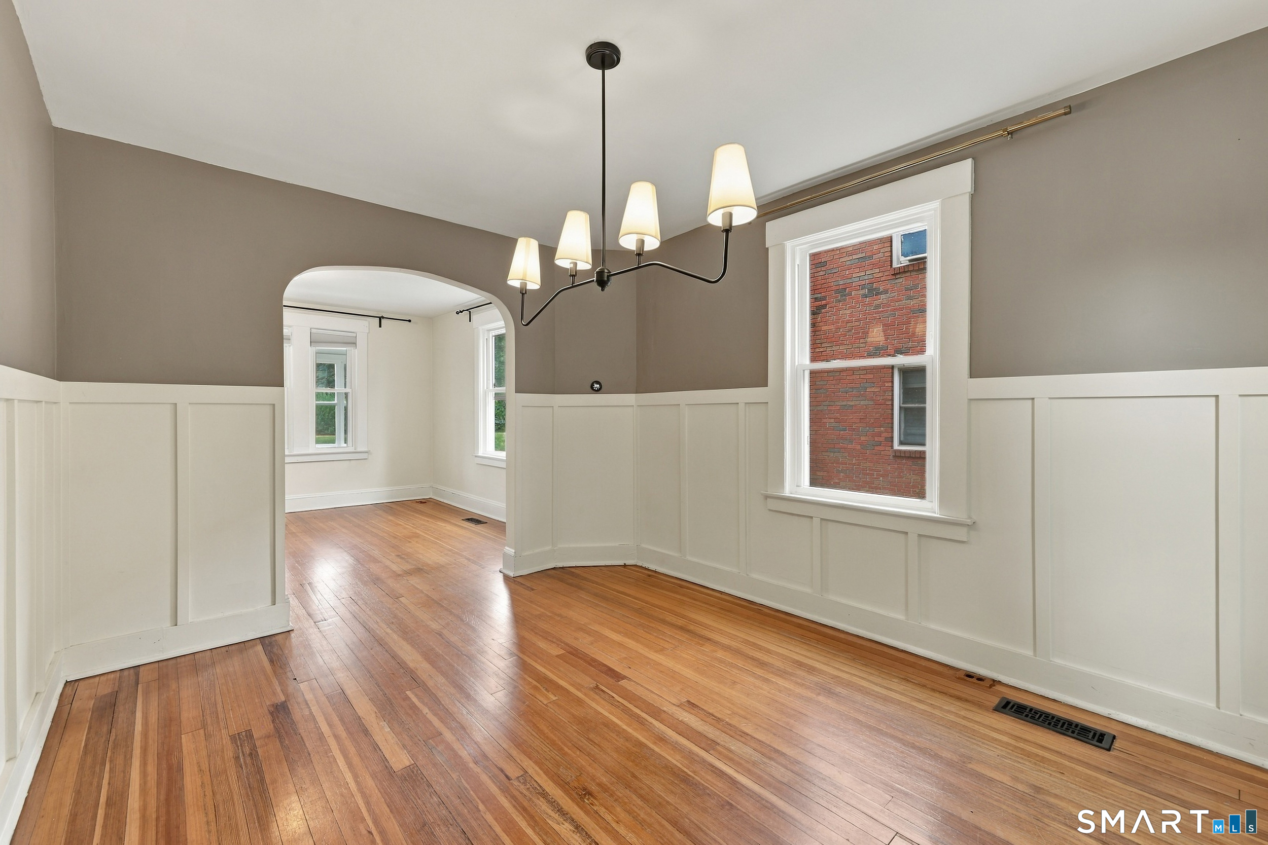 6 Johnson Street Middletown CT 06457