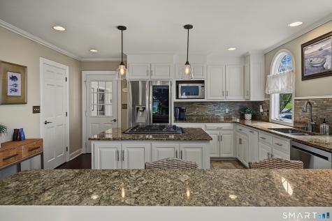64 Old Black Point Road East Lyme CT 06357