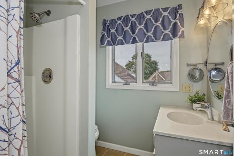 64 Old Black Point Road East Lyme CT 06357