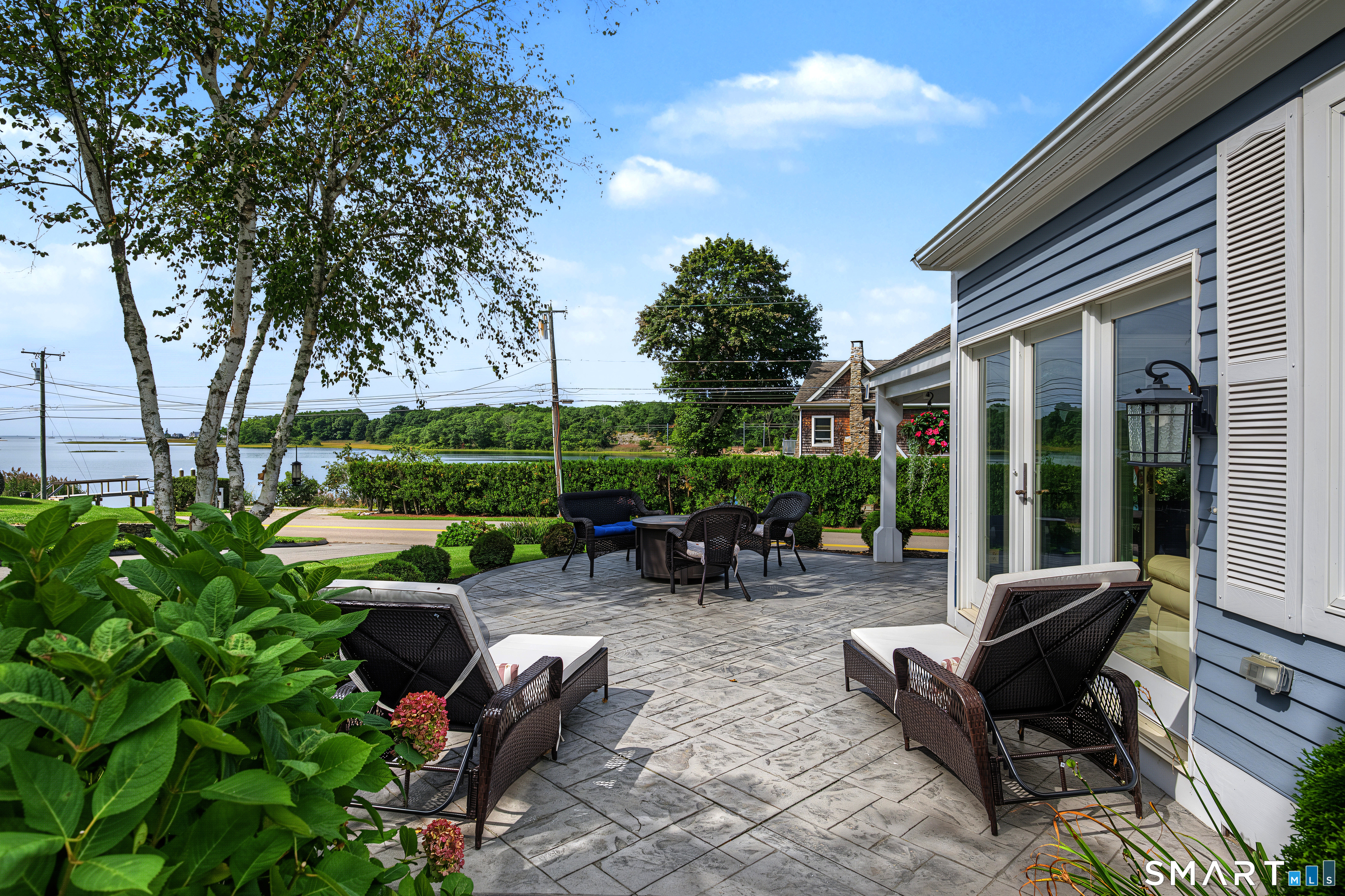 64 Old Black Point Road East Lyme CT 06357