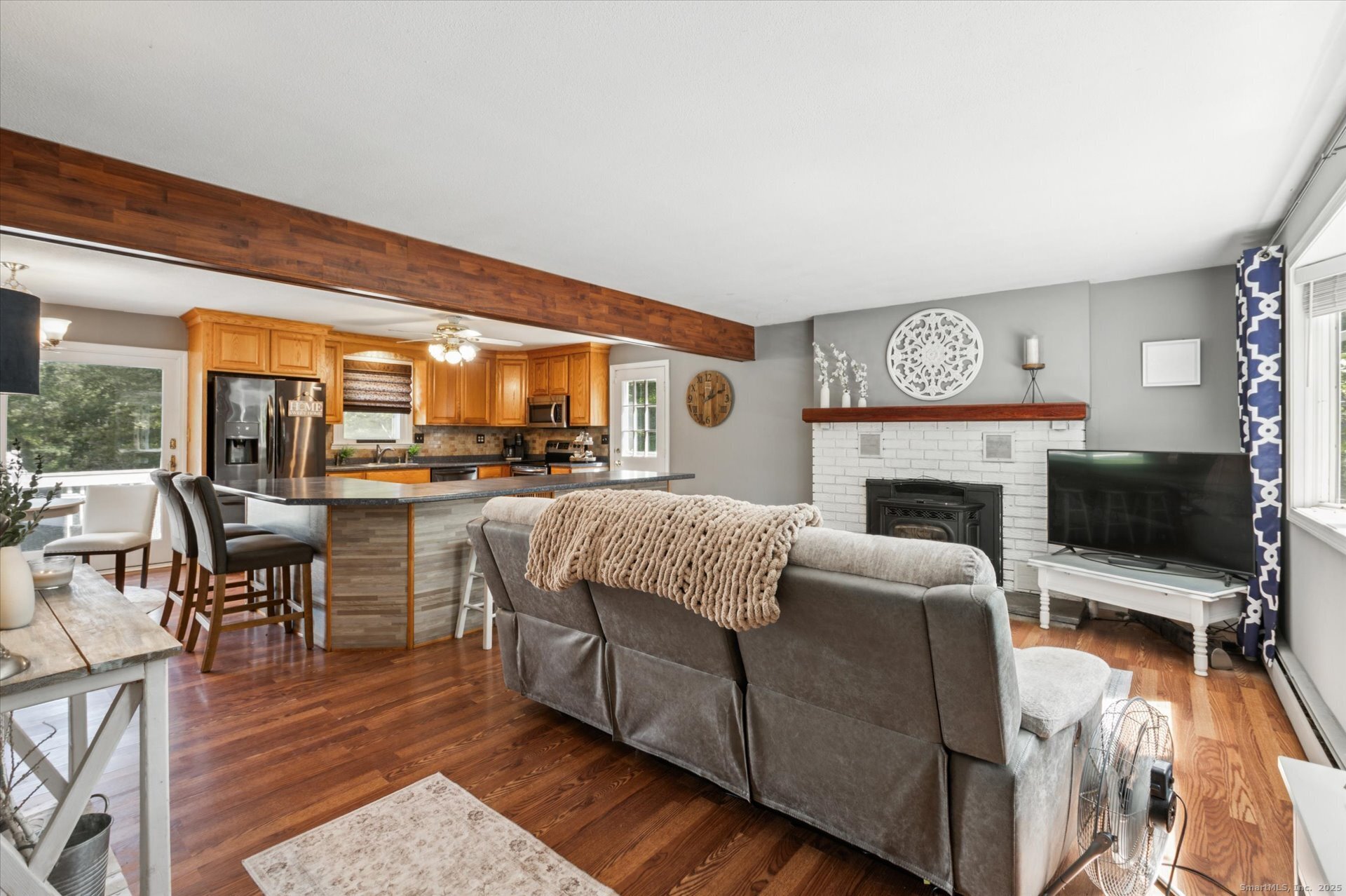 8 Town Bridge Road Canton CT 06019