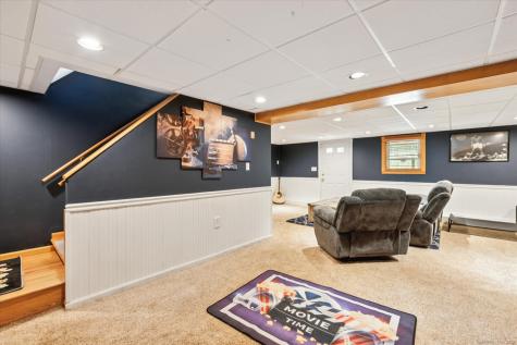 8 Town Bridge Road Canton CT 06019