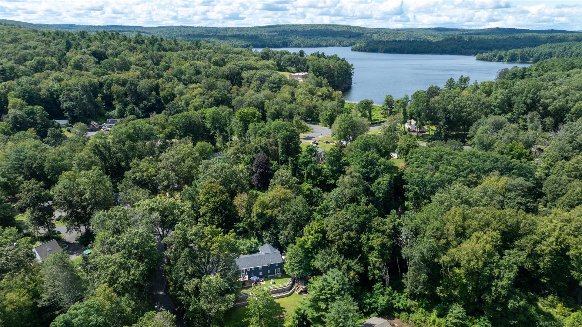 8 Town Bridge Road Canton CT 06019