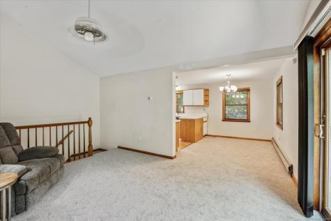 8 Town Bridge Road Canton CT 06019