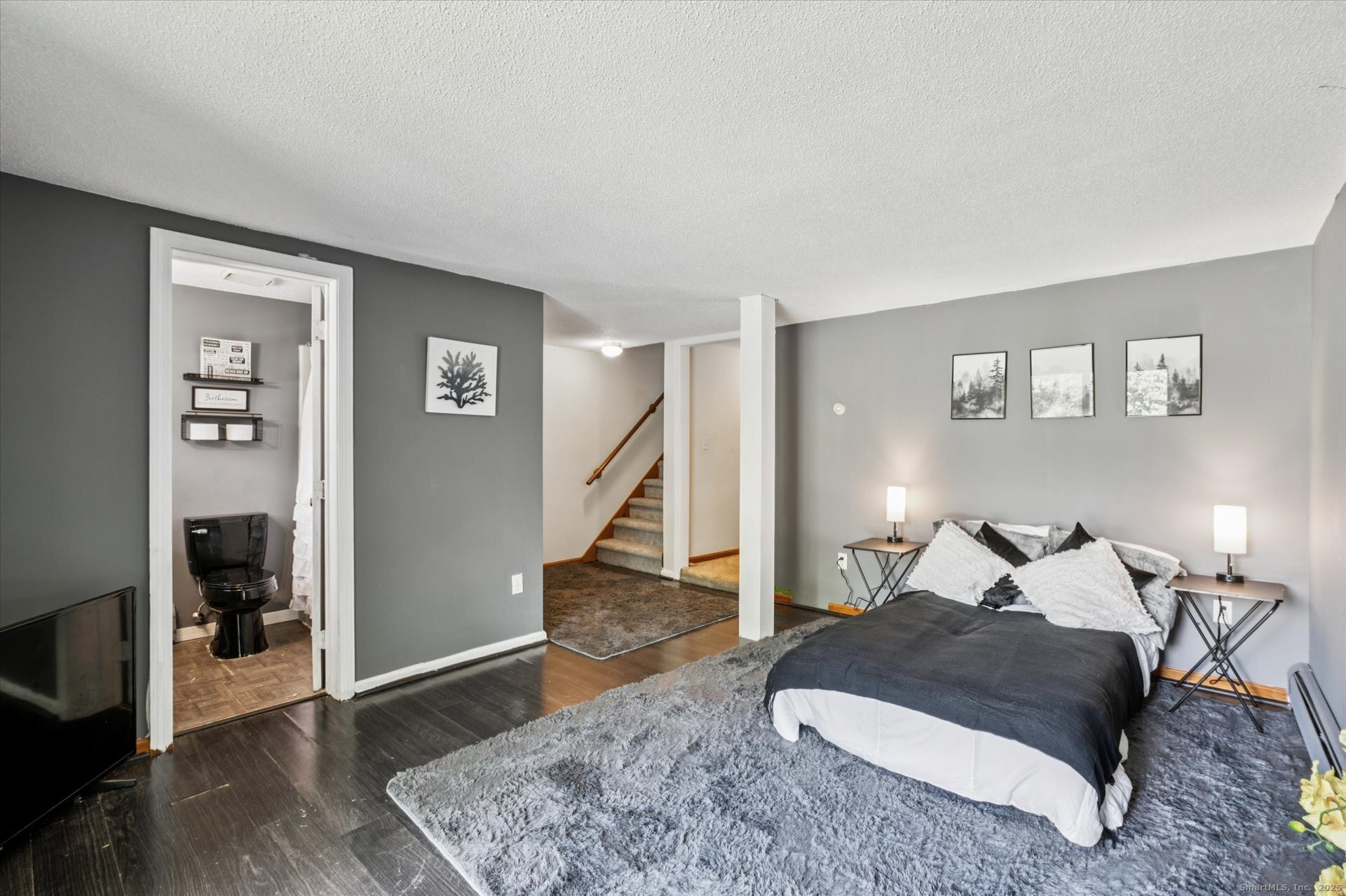 8 Town Bridge Road Canton CT 06019