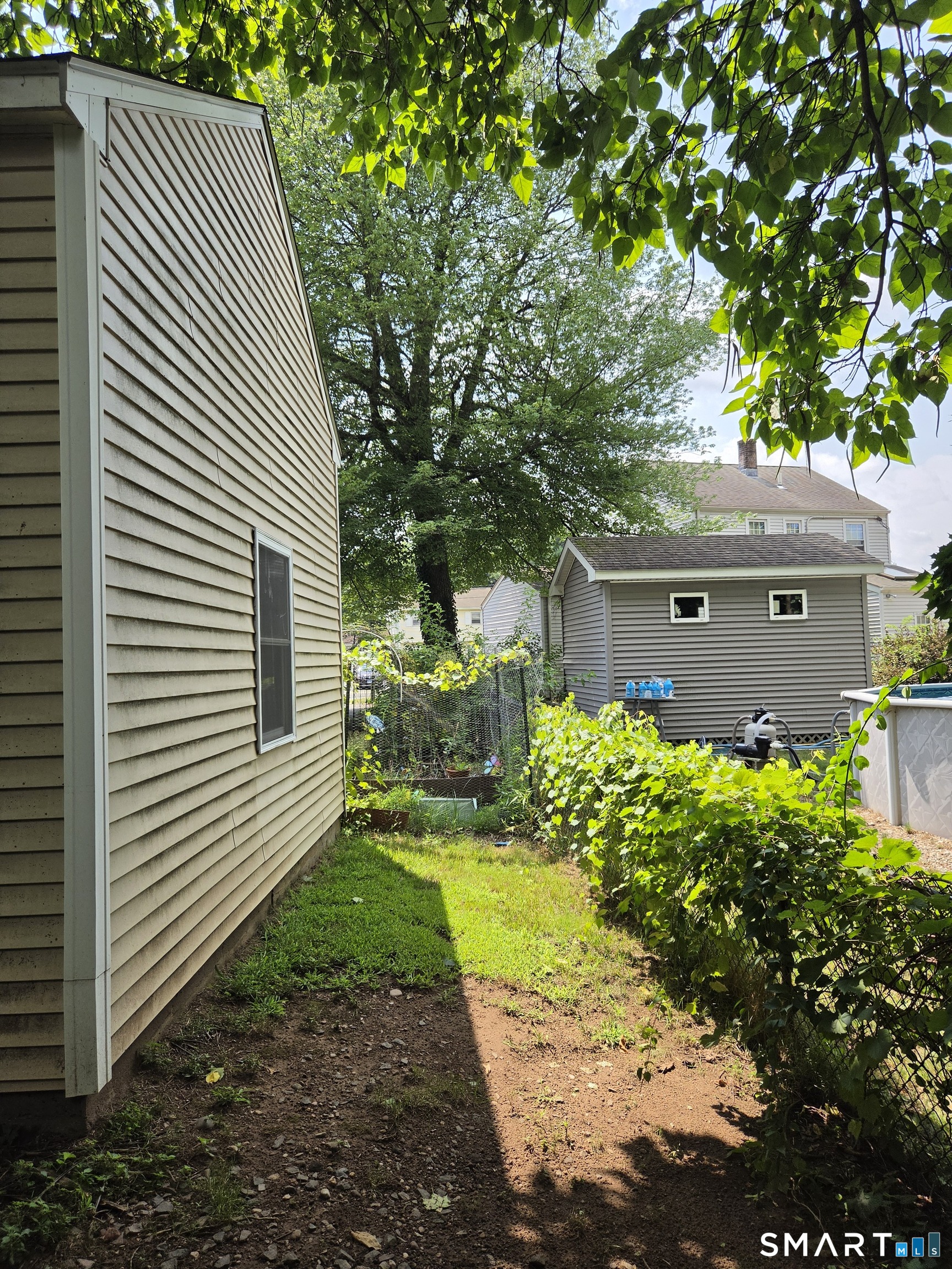40 Suffolk Drive East Hartford CT 06118