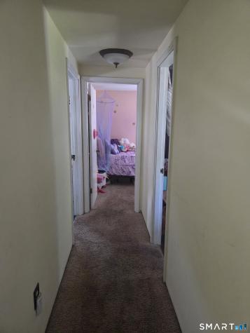 40 Suffolk Drive East Hartford CT 06118