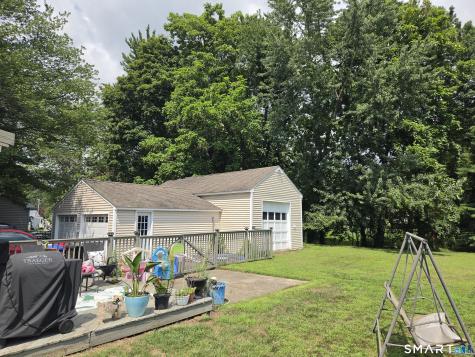 40 Suffolk Drive East Hartford CT 06118