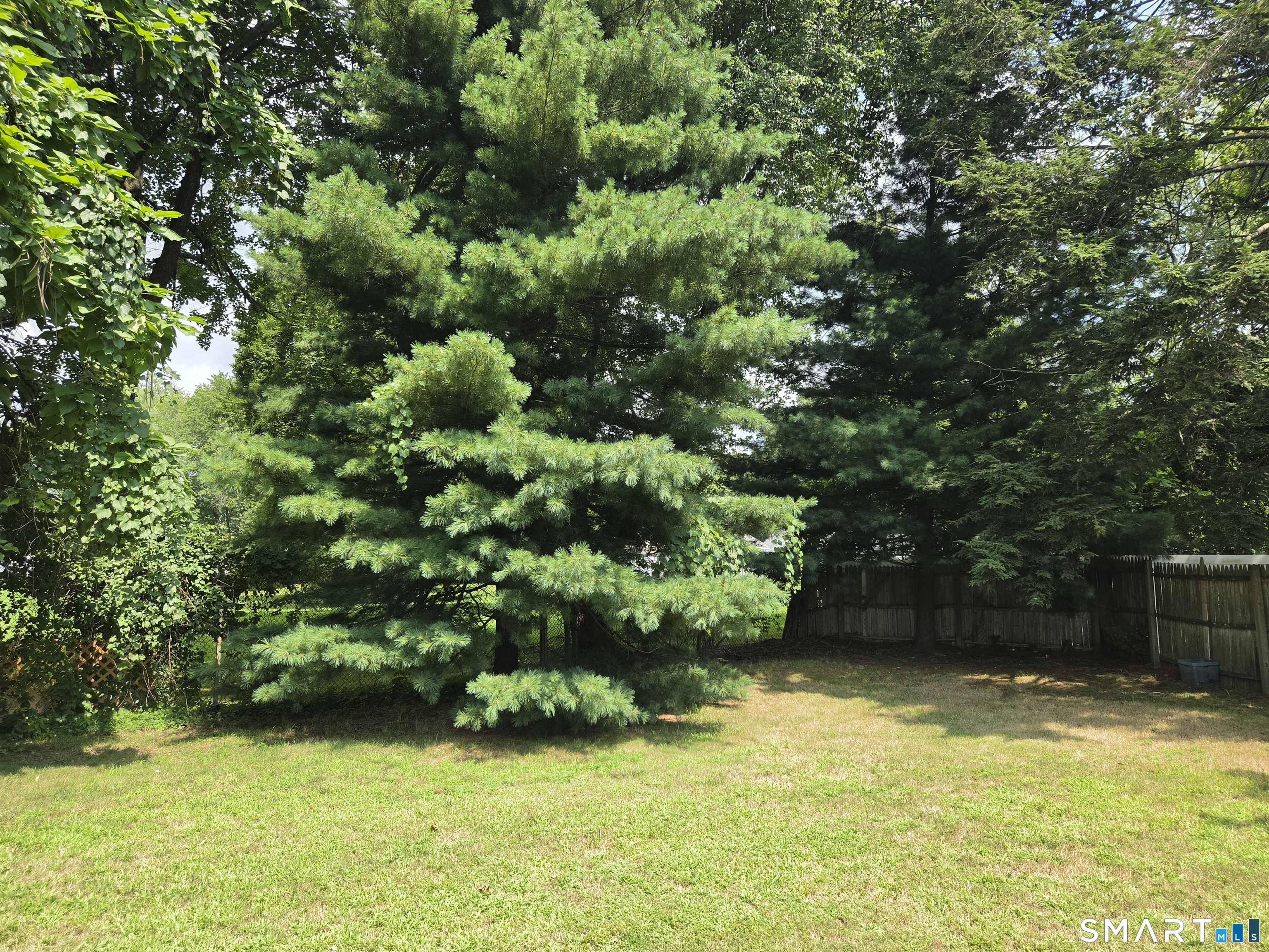 40 Suffolk Drive East Hartford CT 06118