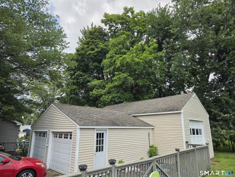 40 Suffolk Drive East Hartford CT 06118