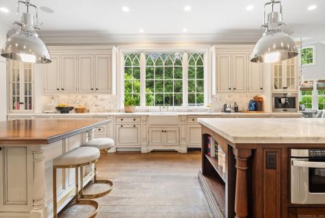 9 Greenbrier Road Westport CT 06880