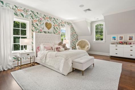 9 Greenbrier Road Westport CT 06880