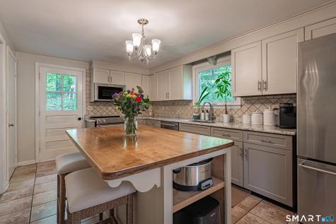 38 Mountain Road Woodbury CT 06798