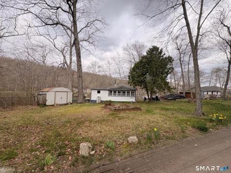 4 Long Pond South Road Ledyard CT 06339