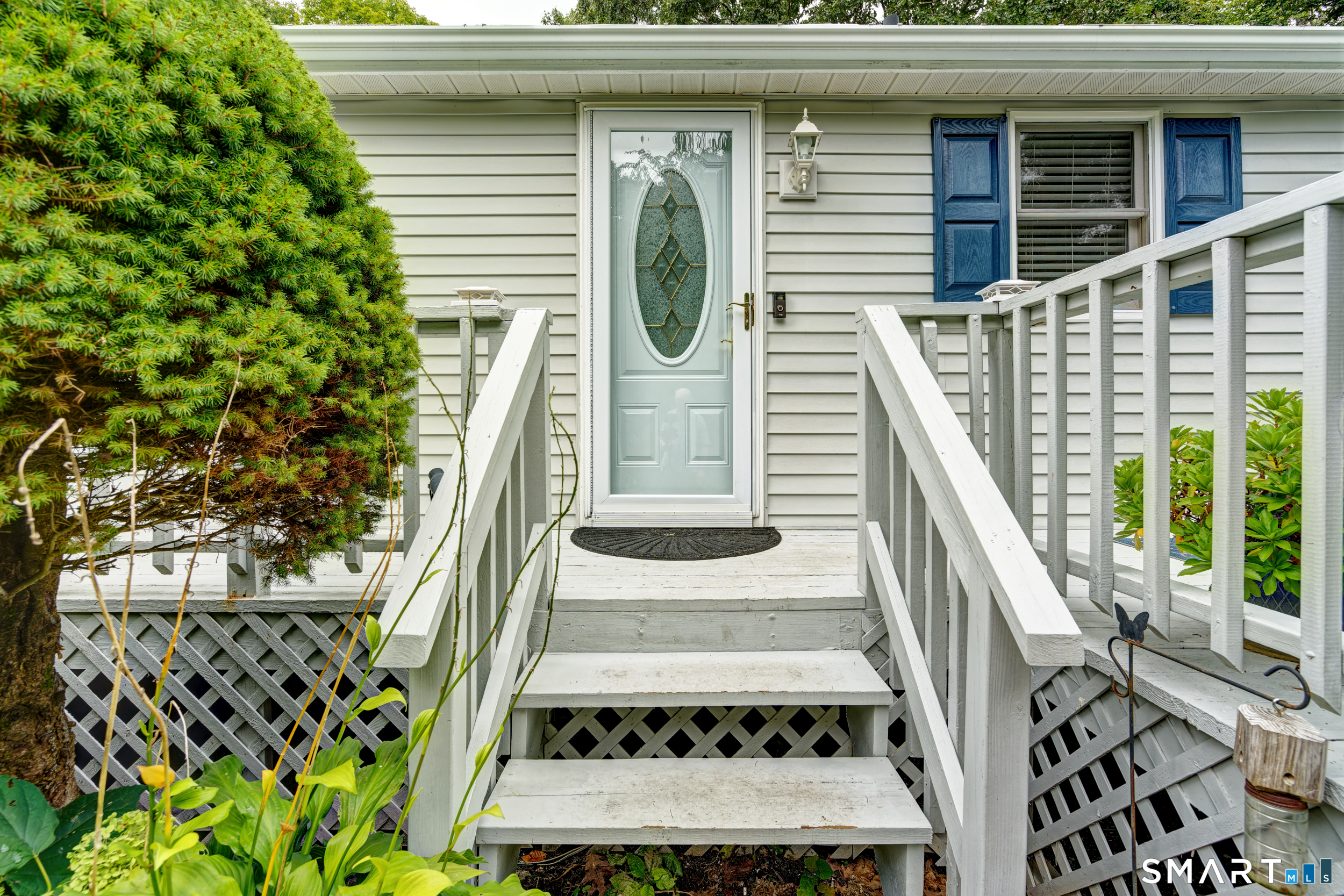 17 Blaine Avenue Clinton CT 06413
