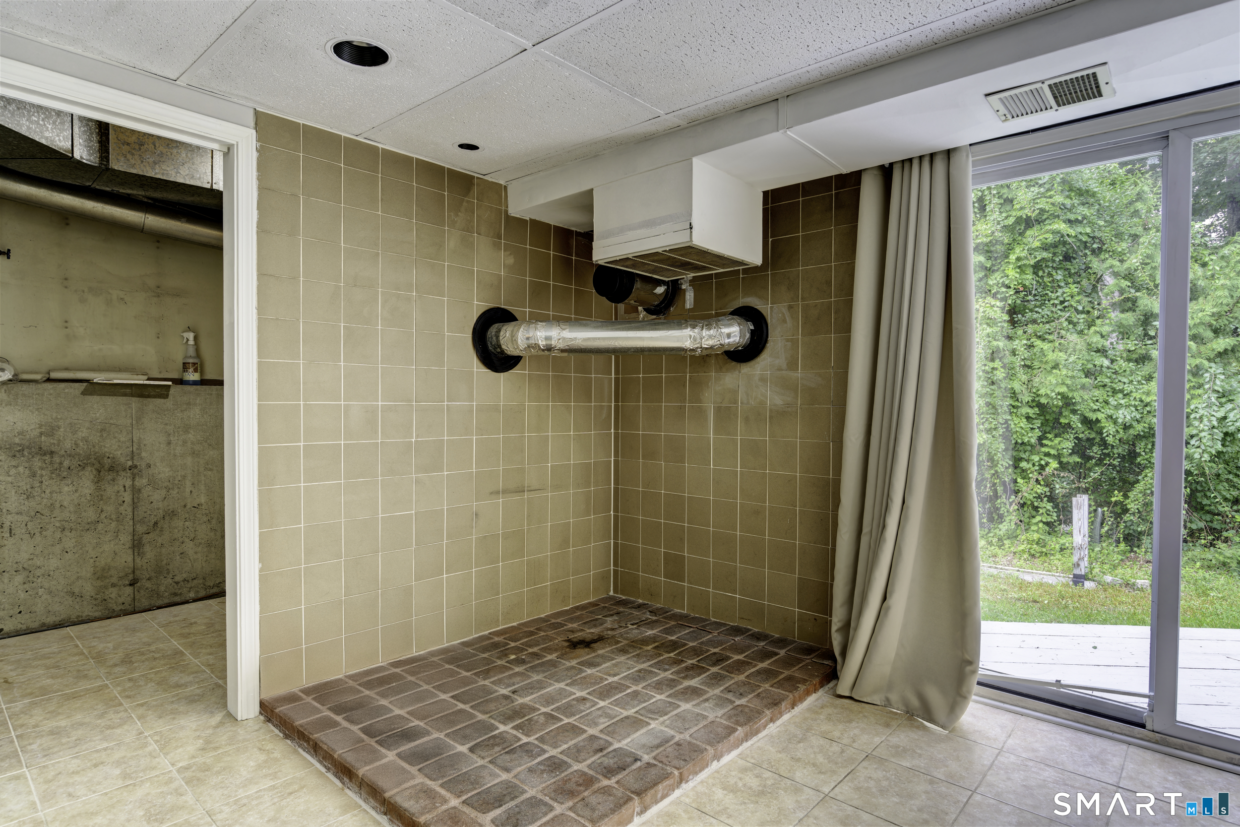 17 Blaine Avenue Clinton CT 06413