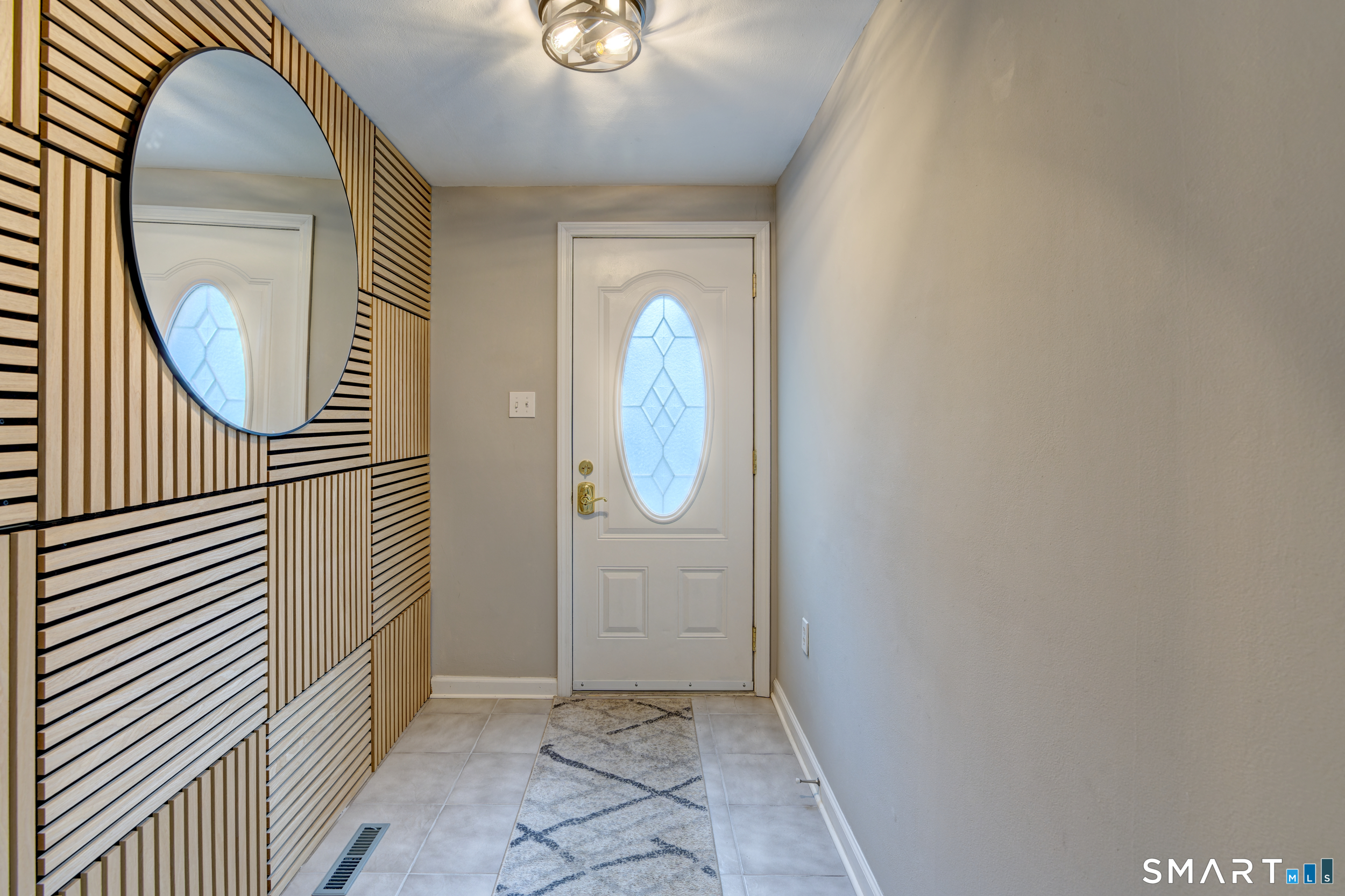 17 Blaine Avenue Clinton CT 06413