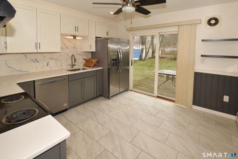 20 Salem Road East Hartford CT 06118