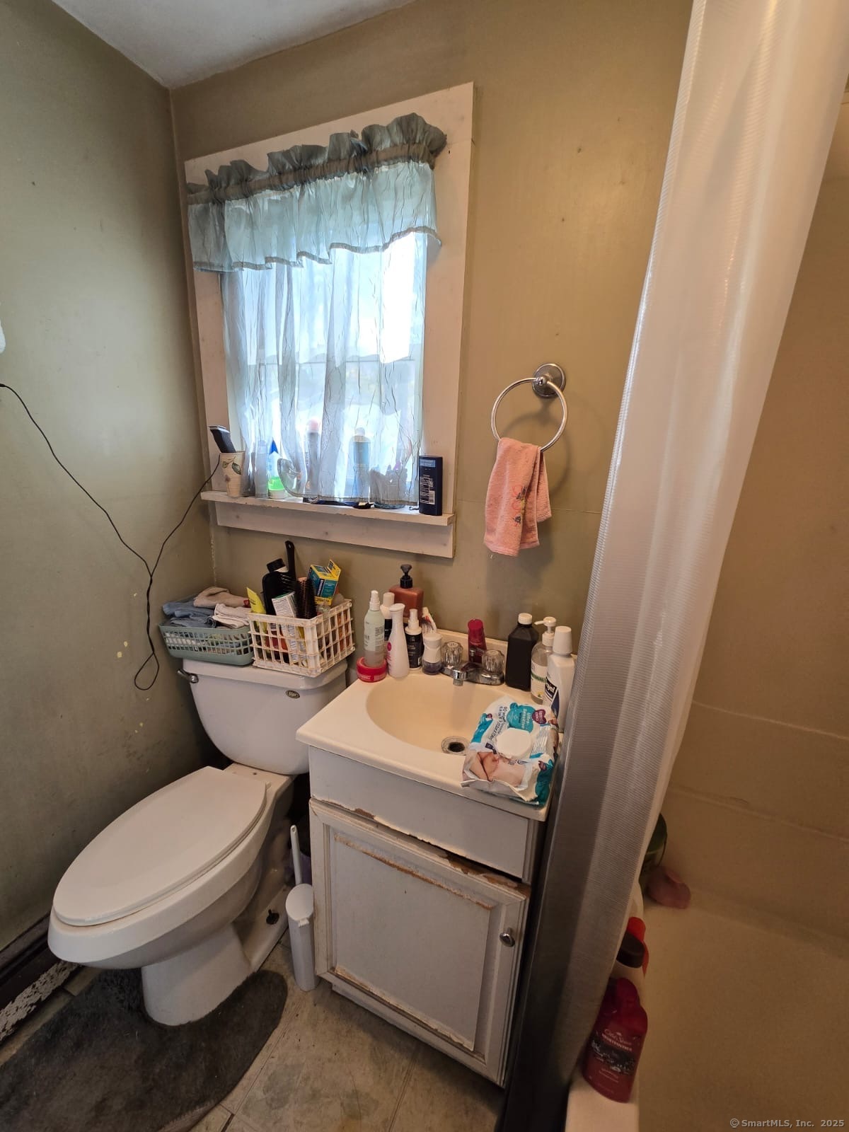 30 Riverside Drive Sprague CT 06330