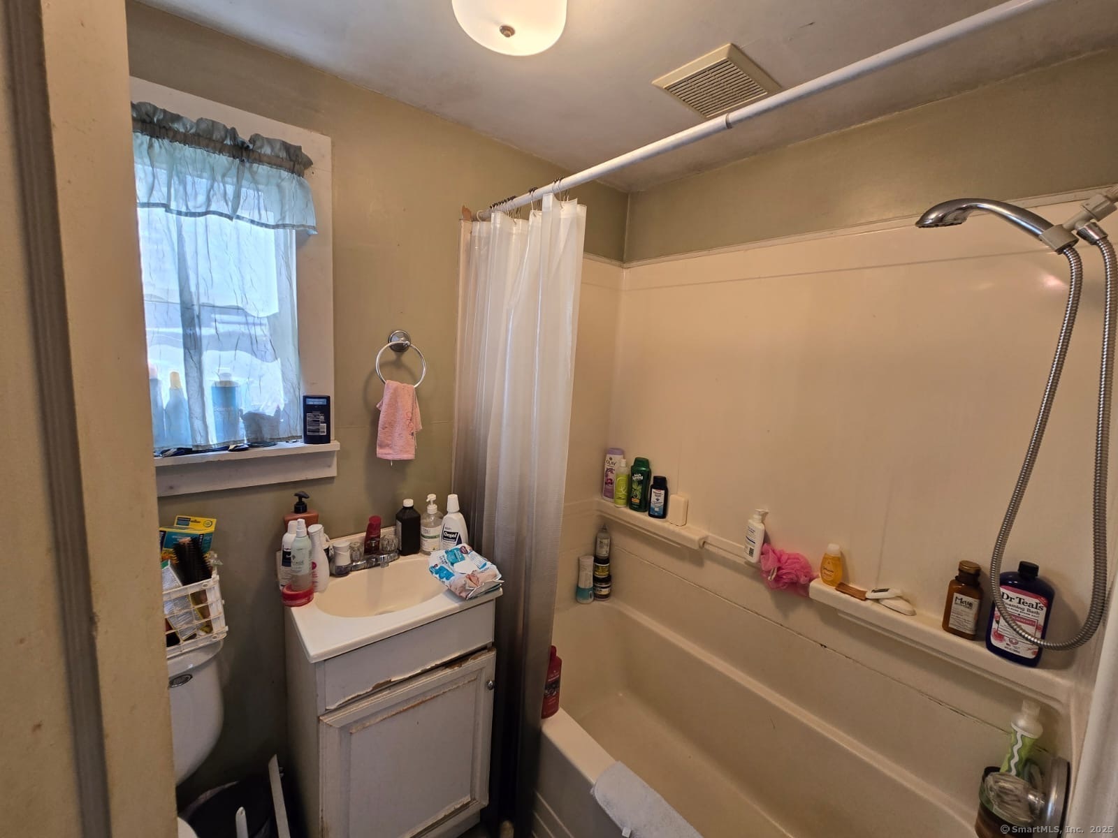 30 Riverside Drive Sprague CT 06330