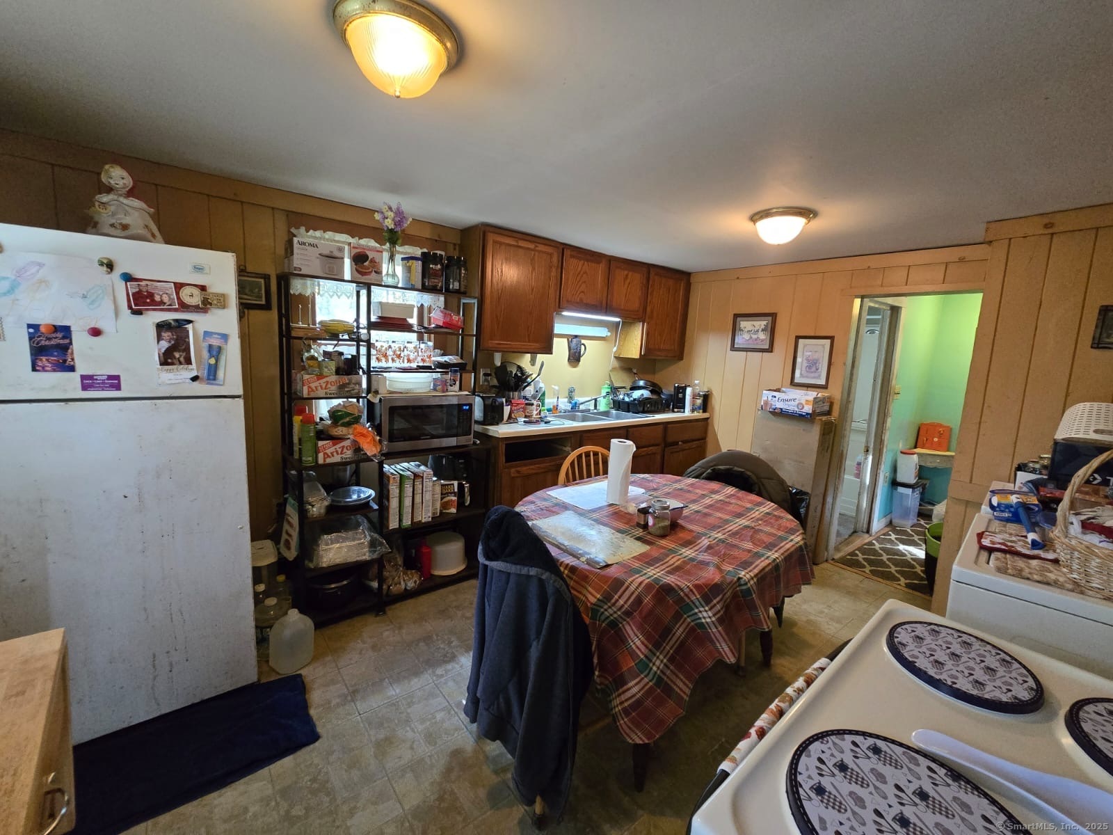 30 Riverside Drive Sprague CT 06330