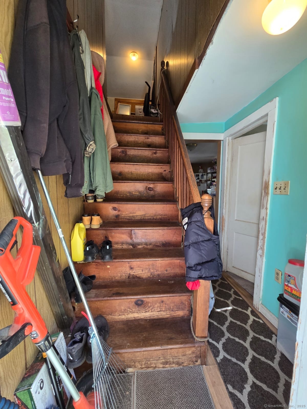 30 Riverside Drive Sprague CT 06330