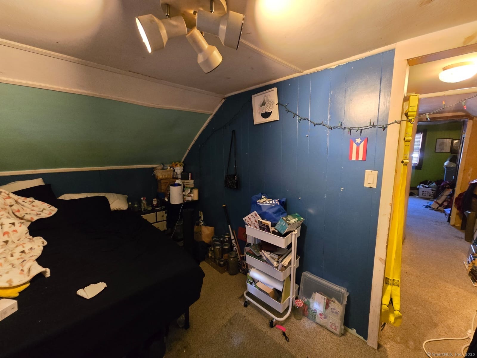 30 Riverside Drive Sprague CT 06330