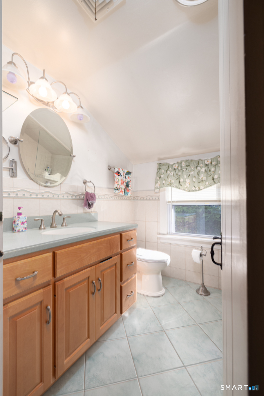 113 Beacon Street Bristol CT 06010