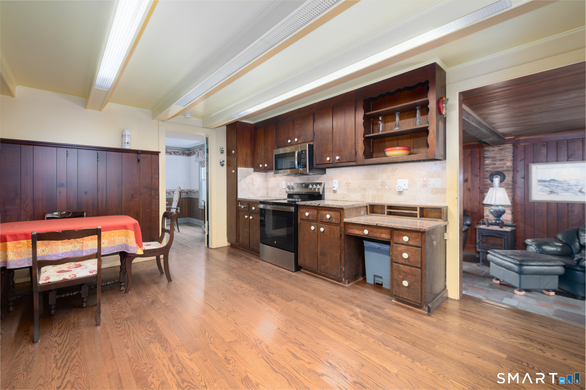 113 Beacon Street Bristol CT 06010