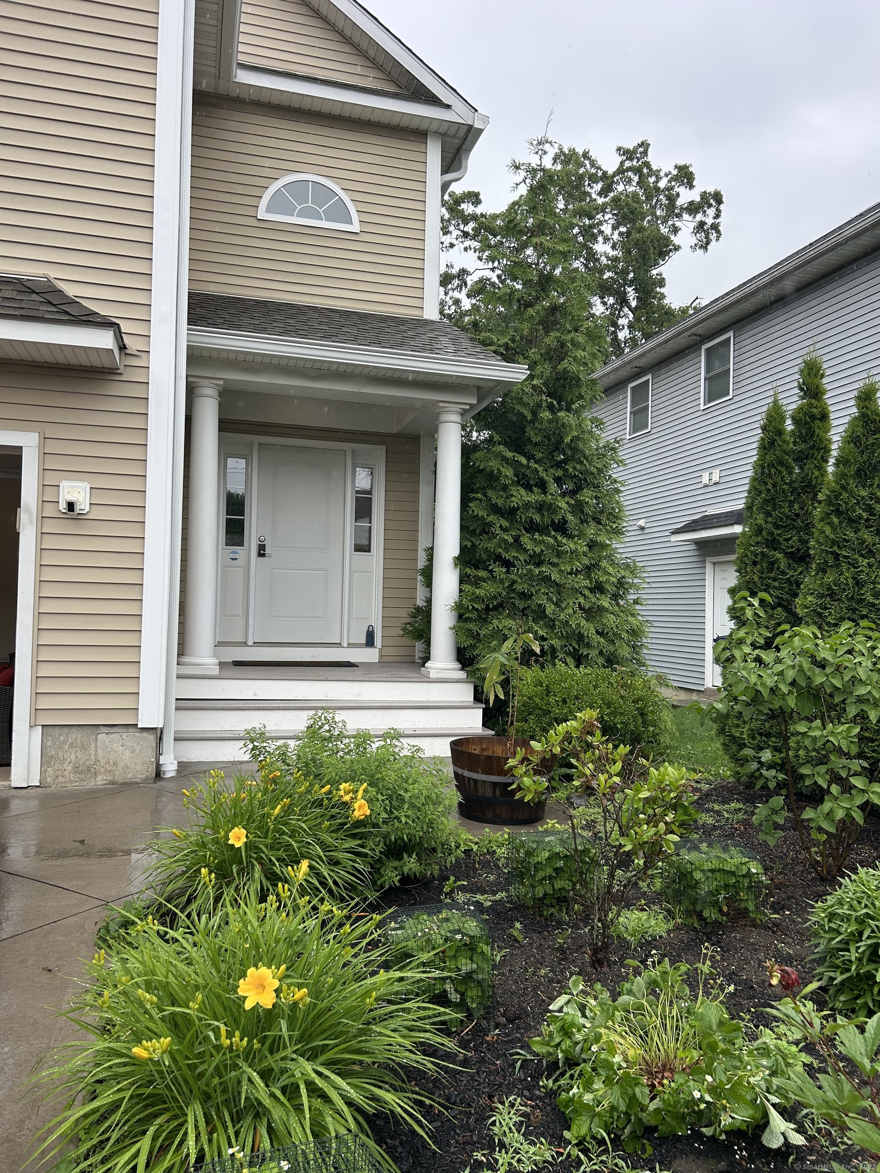 756 Hart Street Bridgeport CT 06606