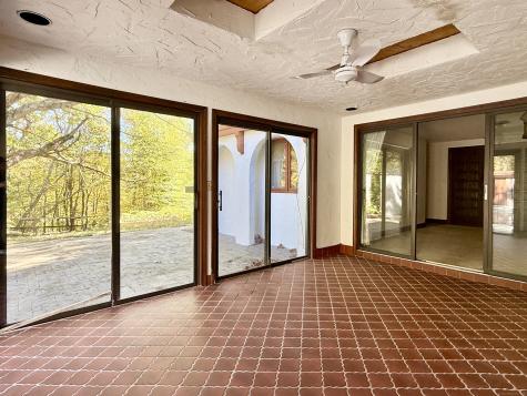 15 Bunker Hill Road Canton CT 06019