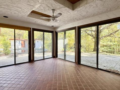 15 Bunker Hill Road Canton CT 06019