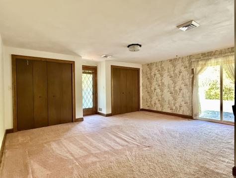 15 Bunker Hill Road Canton CT 06019