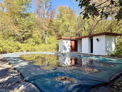 15 Bunker Hill Road Canton CT 06019