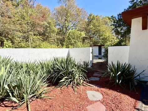 15 Bunker Hill Road Canton CT 06019