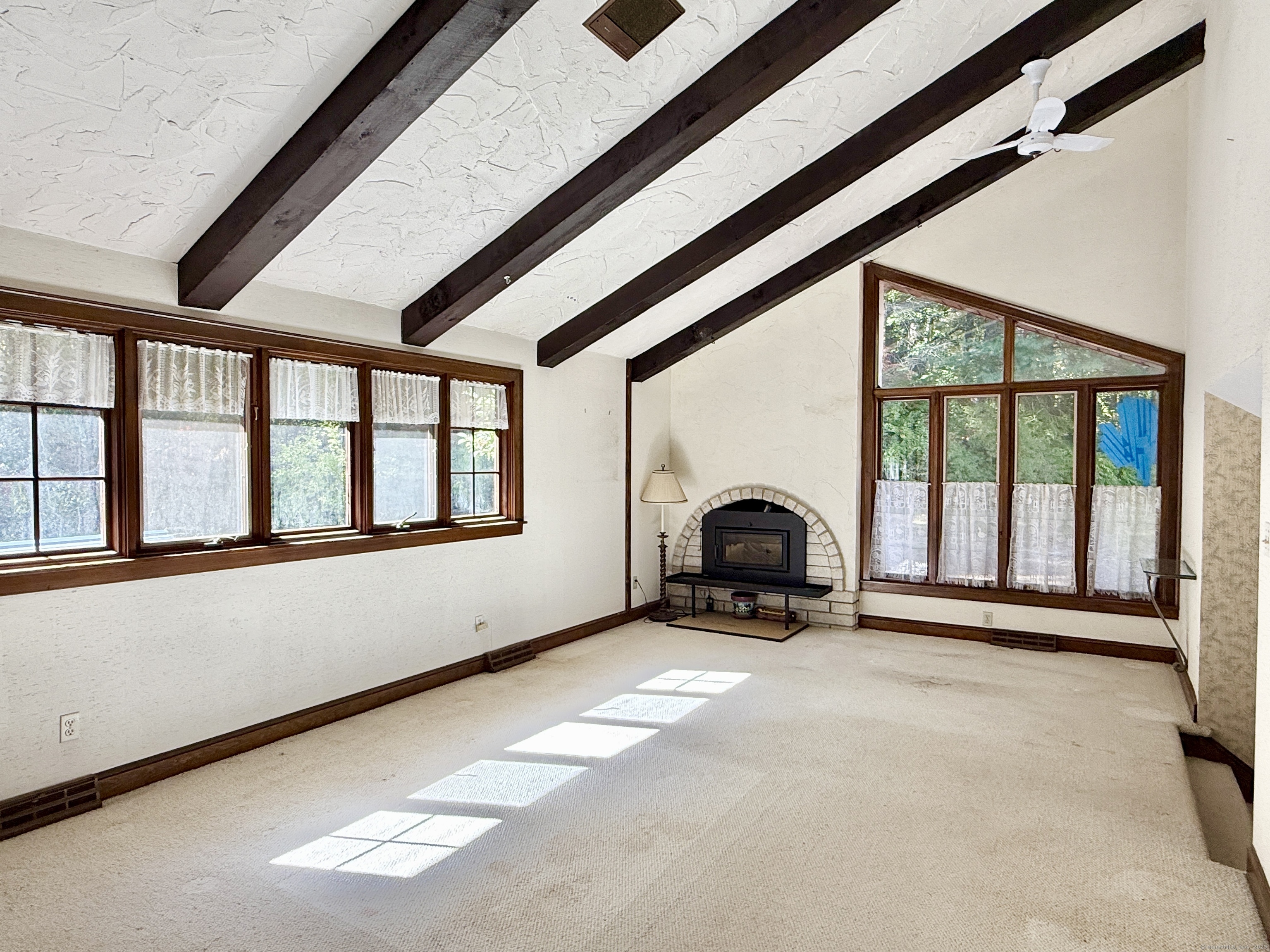 15 Bunker Hill Road Canton CT 06019